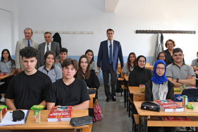 Başkan Dündar tarih bilincinin önemine dikkat çekti