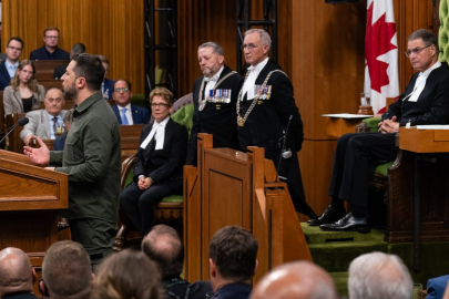 Kanada'da Nazi üyesini kahraman ilan eden Parlamento Başkanı istifa etti