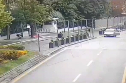Teröristler saldırı girişimi öncesi kullandıkları araçla kameralara yansıdı