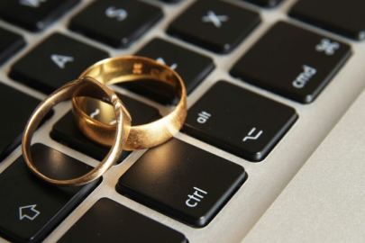 Yeni araştırma: İnternette tanışan çiftler evlilikte daha mutsuz