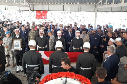 Pençe-Kilit şehidi Recep Parlak son yolculuğuna uğurlandı