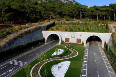 50 dakikalık yolu 5 dakikaya düşüren Assos ve Troya Tünelleri 1 yaşında