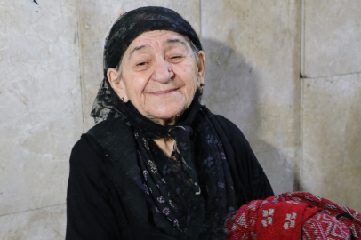 Adana'da çöp evden dram çıktı!