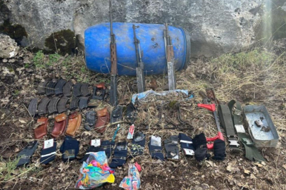 Gabar'da PKK'nın silah deposu olarak kullandığı iki sığınak imha edildi