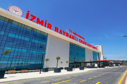 İzmir Şehir Hastanesi hasta kabulüne başladı