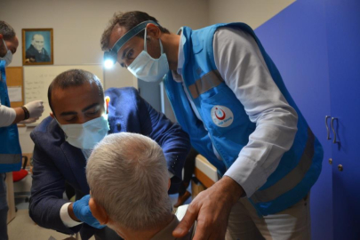 Bursa'da huzurevi sakinlerine ağız ve diş taraması