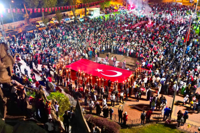 İnegöl’de 100. Yıl Coşkusu Caddelere Sığmadı