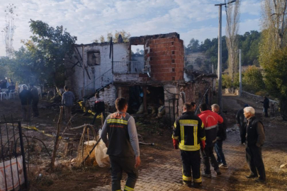 Yaşlı kadının hazin sonu: Yanan evden çıkamadı