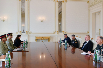 Aliyev'den Pakistan'a "Cammu Keşmir" desteği