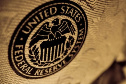 FED, faizi 50 baz puan indirdi