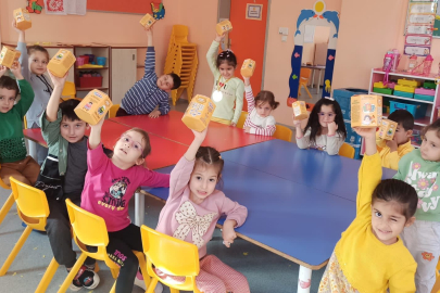 Kitap Fuarı Öncesi Öğrencilere 27 Bin Kumbara Dağıtıldı