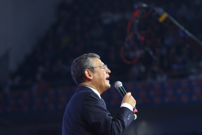 CHP Genel Başkan Adayı Özel: "Cumhuriyet Halk Partisi'nde hançer yok, hançerleyecek de kimse yok"