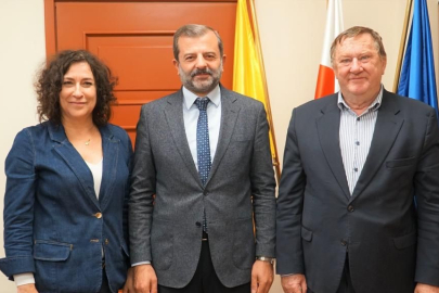 Her şey gençler için