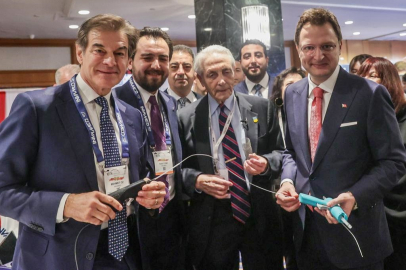 Doktor Mehmet Öz'den Türk sağlık firmasına övgü