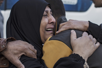 İsrail, BM'ye ait Fakhoora Okulu'nu vurdu