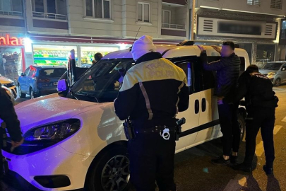 Bursa polisi ruhsatsız silah, fişek ve uyuşturucu ele geçirdi