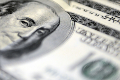 Dövizde sabah mesaisi: Dolar 44 TL sınırını koruyor!