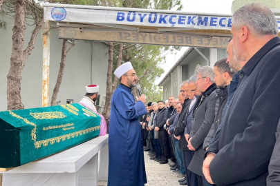 Bursa İl Müftüsü'nün acı günü...Annesinin cenaze namazını kıldırdı