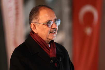 "Deprem gibi hayati bir konuda bile algı çalışması yapmak isteyenler, vatandaşlarımızın söylediklerine kulak versinler"