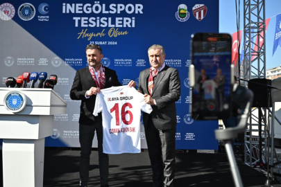 Spor Bakanı Osman Aşkın Bak İnegöl'de spor tesisi açtı