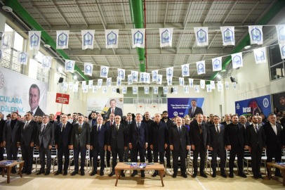 Ne varsa bu merkezde var