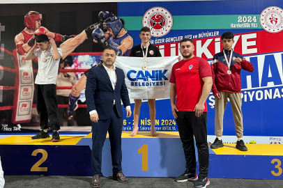Muaythai Türkiye şampiyonu Yiğit Keskin oldu
