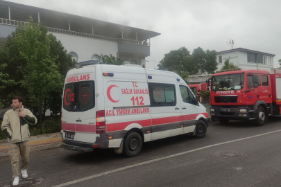Bursa'da yangın paniği: 2 kişi dumandan etkilendi