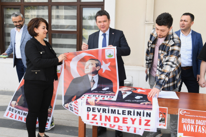 Osmangazi, Ata posterleri ile donatılıyor