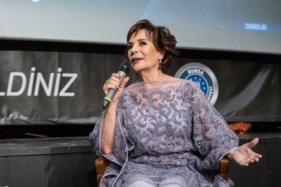 Bursa Kültür Yolu Festivali, Hülya Koçyiğit ile renklendi