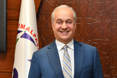 Başkan Şükrü Erdem’den Babalar Günü mesajı