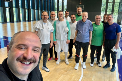 Cumhurbaşkanı Erdoğan basketbol oynadı