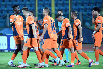 RAMS Başakşehir güle oynaya üst tura yükseldi