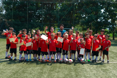 Çilek Mobilya, 9. Geleneksel Yaz Okulu ile çocukların hayallerine dokunuyor