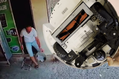 Şarja takılı robot süpürge bomba gibi patladı!