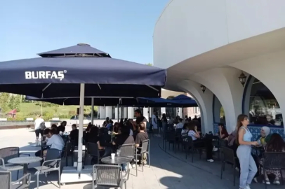 BURFAŞ Kafe gençlerin uğrak noktası oluyor
