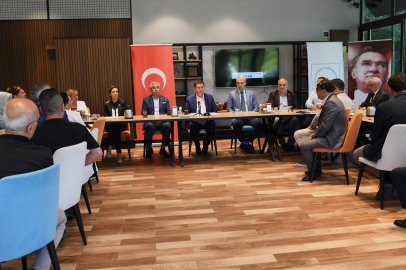 Başkan Aydın muhtarları dinliyor, sıkıntıları bir bir çözüyor