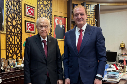 MHP Lideri Bahçeli, Başkan Metin Şahin'i kabul etti