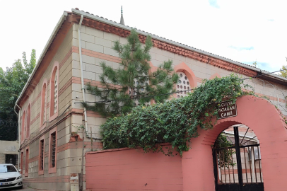 Cenaze namazında tabuttan ses geldi, cemaat şoka girdi