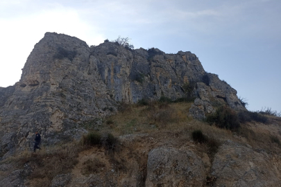 Kaçak kazı yapanlar muhtara takıldı