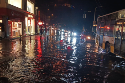 Bursa'yı sel vurdu!