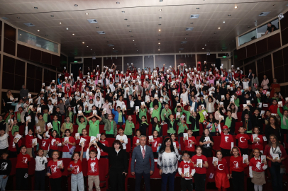Çocuklara kitap söyleşilerinde konu Cumhuriyet'in değerleri