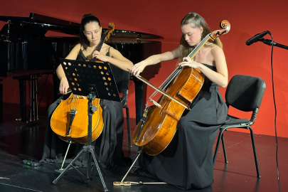 Nilüfer'de sahne genç sanatçıların