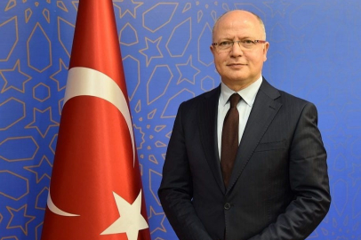 Davut Gürkan'dan sert tepki; Tarihten mi rahatsız oldunuz?