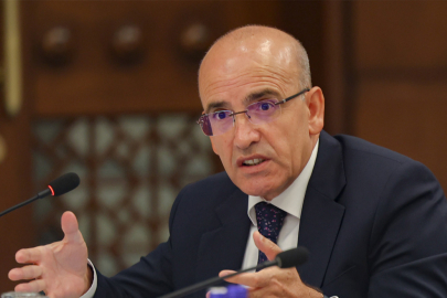 Bakan Şimşek’ten ‘Üç olumlu gelişme’ açıklaması: Fitch’ten pozitif görünüm, KKM’de yolun sonu