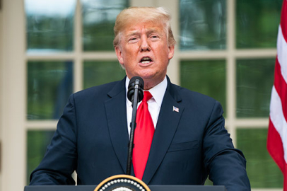 Trump, Çin'e ek yüzde 10 gümrük vergisi uygulayacak