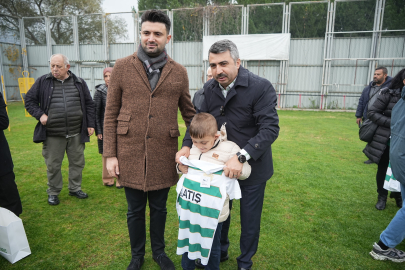 Başkanlar çocukların gönlünü kazandı