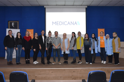 Yeşim Grup'tan çalışanlarına "Bilinçli Kadın sağlıklı gelecek" semineri