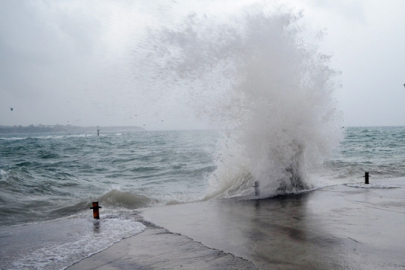 Marmara Denizi ulaşımına poyraz engeli