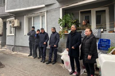 Gemlik Balıkpazarı'nda metruk bina temizliği