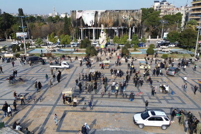 Halep'in merkezinde yoğun hareketlilik yaşanıyor